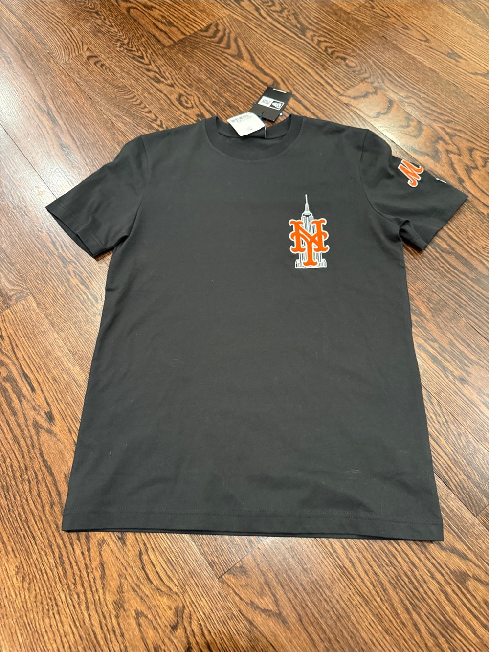 New Era Black Short-Sleeve Tee with Orange NY Mets Logo